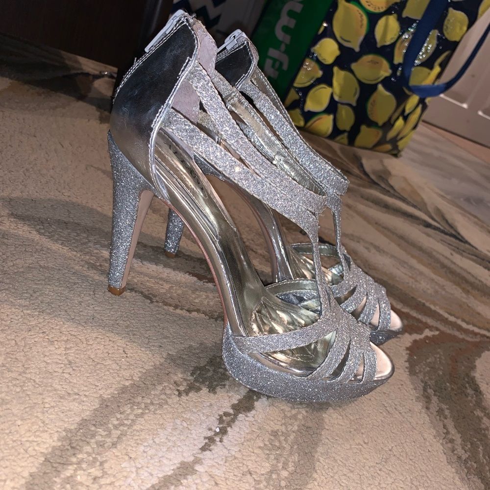 Alfani Silver Glitter Heels size 6